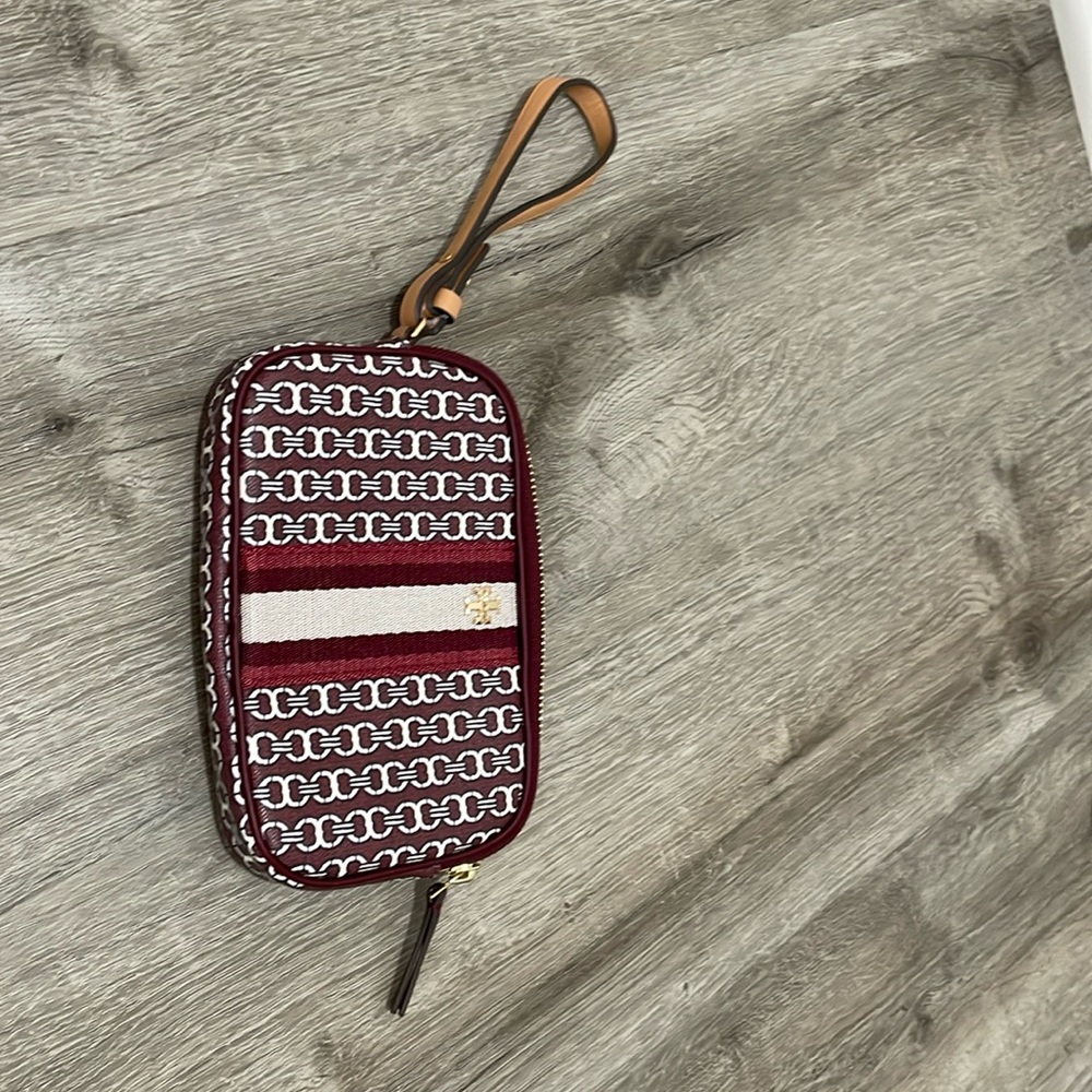NWT - never used / new without tags - Tory Burch wristlet in burgundy.